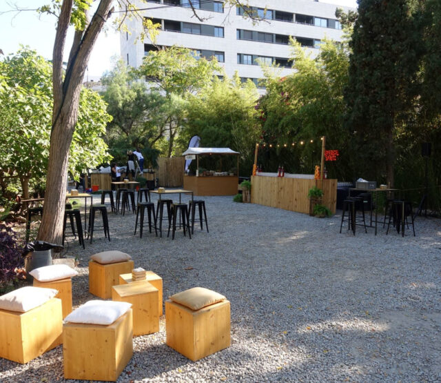 Exterior_PaloAlto_01